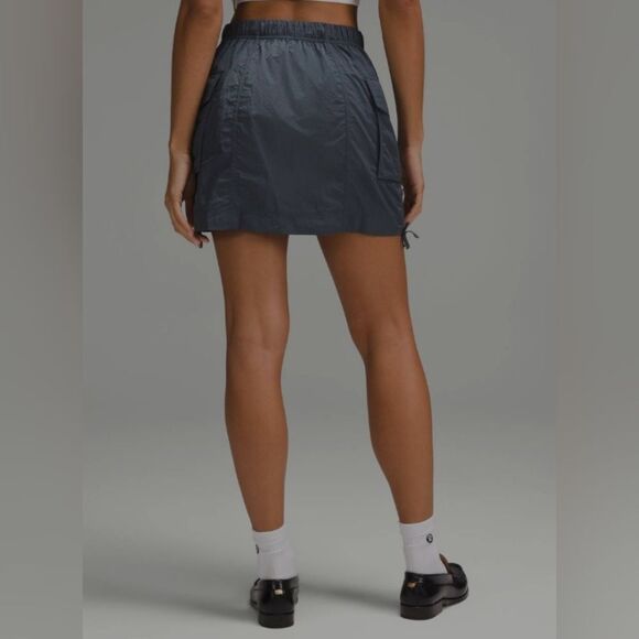 NWT Lululemon Nylon Cargo Mini SkirtOil Grey Size XS - Picture 4 of 7